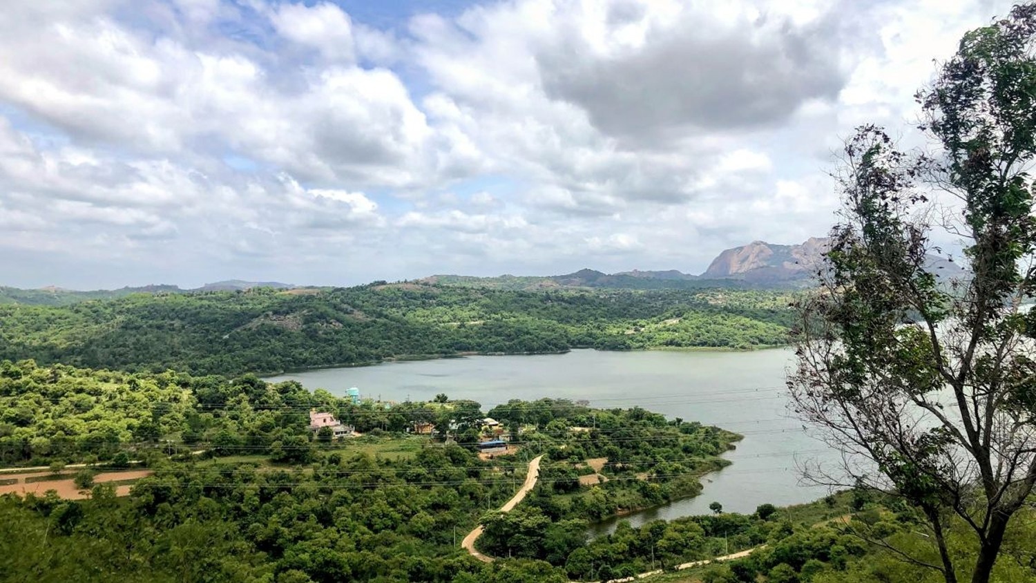 Manchanabele/Manchinbele Region – The Lakeside Adventure Cluster